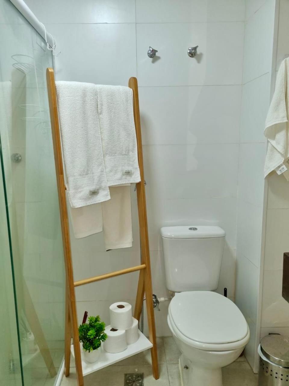 Loft Espacoso A 300m Da Apartamento *